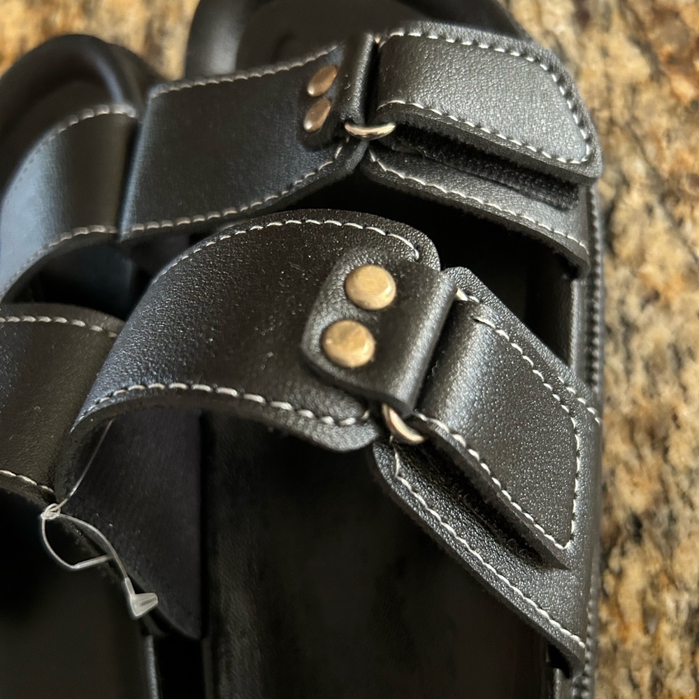 Brand New size 5 women's black sandals - Picture 3 of 5